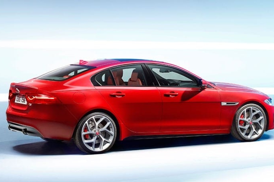 Jaguar XE 2015-2019