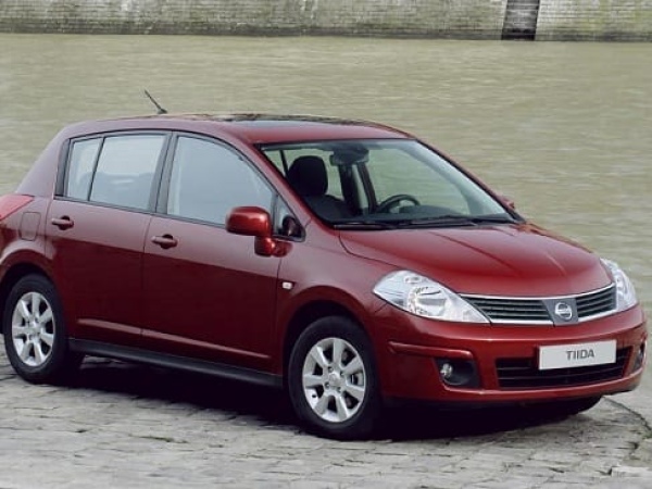 Nissan Tiida 2004-2013 (кузов C11)