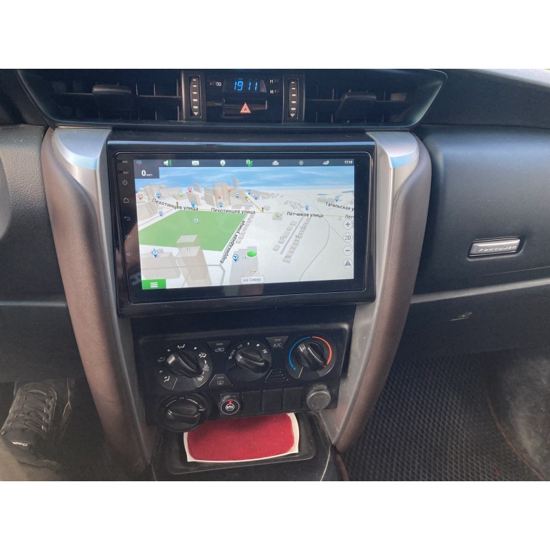 toyota_fortuner_2015_1 изображение